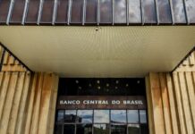 Mercado eleva previsão da inflação para 5,04% este ano Banco Central tem prejuízo de R$ 119,97 bilhões em 2025