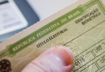 Prazo para regularizar o título de eleitor encerra nesta quarta-feira Processo de alistamento eleitoral para jovens de 16 anos