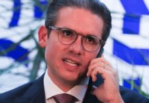 Proposta que acaba com jornada de trabalho 6×1 vai para a CCJ Proposta que acaba com jornada de trabalho 6x1 vai para a CCJ