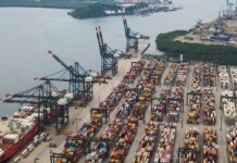 Balança comercial tem superávit recorde para meses de abril Governo regulamenta regras de salvaguardas em acordos comerciais