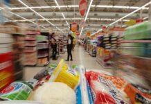 Bolsa Família é reajustado em 15%; medida vale a partir de outubro Pão de Açúcar anuncia acordo para renegociar dívida de R$ 4,5 bilhões