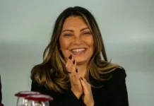 Agenda pública de Janja soma viagens a 12 países e compromissos em 32 cidades brasileiras em um ano #Acesse Política