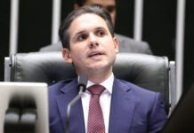 Câmara deve votar IA e terras-raras até o fim de maio, diz Motta Na imagem, o presidente da Câmara dos Deputados, Hugo Motta (Republicanos-PB)