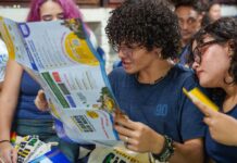 Campanha em escolas do DF alerta para prevenção de desastre climático Campanha em escolas do DF alerta para prevenção de desastre climático