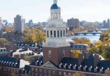 China registra menor número de estudantes no exterior na década Universidade Harvard