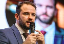 Ministro da Fazenda inicia agenda internacional nos EUA e na Europa Durigan assume Fazenda sob pressão fiscal e herda desafios de Haddad