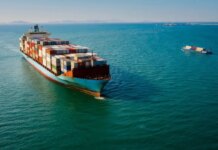 Com tarifas, exportações para Estados Unidos caem 11,3% em abril Governo projeta superávit comercial de US$ 72,1 bi em 2026
