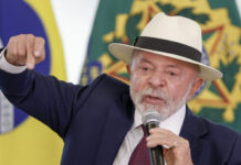Leia a íntegra do decreto assinado por Lula para o acordo Mercosul-UE O presidente Luiz Inácio Lula da Silva (PT) assinou, durante ato no Palácio do Planalto nesta 3ª feira (28.abr.2026) o decreto do acordo de comércio entre a União Europeia e o Mercosul. O Congresso promulgou o tratado em 17 de março. O acordo começa a valer de maneira gradual a partir de 1º de maio de 2026.