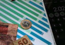 Projeto da LDO prevê crescimento de 2,56% para o próximo ano Projeto da LDO prevê crescimento de 2,56% para o próximo ano