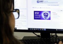 Receita recebeu mais de 11 milhões de declarações de Imposto de Renda Receita recebeu mais de 11 milhões de declarações de Imposto de Renda