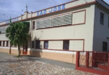 Ataque a tiros em escola no Acre deixa duas mulheres mortas e feridos Ataque a tiros em escola no Acre deixa duas mulheres mortas e feridos