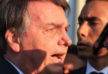 Bolsonaro tem alta hospitalar após passar por cirurgia no ombro Bolsonaro tem alta hospitalar após passar por cirurgia no ombro