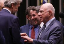 Câmara aprova fundo de até R$ 5 bilhões para minerais críticos Câmara aprova fundo de até R$ 5 bilhões para minerais críticos