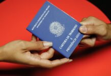 Centrão quer FGTS pela metade e INSS zerado em troca do fim da 6 X 1 taxa de desocupação