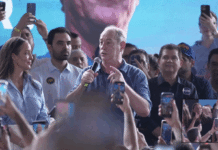 Ciro Gomes lança pré-candidatura ao governo do Ceará Ciro Gomes lança pré-candidatura ao governo do Ceará