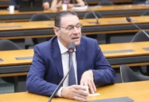 Comissão aprova proposta que dá à assinatura digital o valor de reconhecimento de firma #Acesse Política