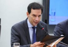 Comissão aprova regras para profissão de detetive particular comissão