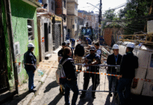 Defesa Civil começa a demolir casas após explosão em São Paulo Defesa Civil começa a demolir casas após explosão em São Paulo