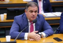 Deputado do PL avalia que Jerônimo chega fortalecido para disputa de 2026 na Bahia #Acesse Política
