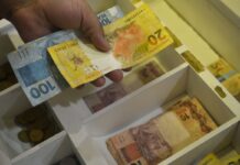 Desenrola: bancos devem transferir valores esquecidos a fundo público Desenrola: bancos devem transferir valores esquecidos a fundo público