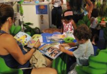 Estudo revela que 53% das famílias raramente leem para criança Estudo revela que 53% das famílias raramente leem para criança