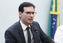 Fim da escala 6×1 entra na reta final na Câmara com impasse sobre transição e regras trabalhistas #Acesse Política