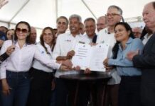 Governador, ministro da Saúde e prefeita assinaram ordem de serviço para nova Maternidade de Lauro de Freitas Governador, ministro da Saúde e prefeita assinaram ordem de serviço para nova Maternidade de Lauro de Freitas