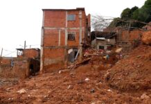 Governo destina mais R$ 75,3 milhões para atingidos por chuvas em MG Governo destina mais R$ 75,3 milhões para atingidos por chuvas em MG