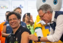 Governo lança campanha de vacinação contra sarampo para torcedores que vão para a Copa do Mundo #Acesse Política