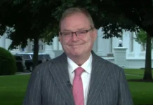 Hassett diz acordo com Irã pode reduzir petróleo e abrir para cortes pelo Fed #Acesse Política