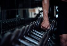 Mais saúde e bem-estar: os benefícios da musculação academia
