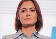 Michelle diz pagar cozinheira do PL de “forma particular” “Bom almoço, meu amor! Não se esqueça: você é forte e corajoso! Eu te amo. Beijos”, escreveu em uma das marmitas