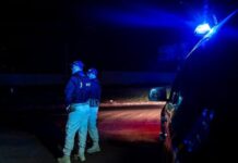 Motorista usa fumaça para tentar despistar polícia no Paraná Motorista usa fumaça para tentar despistar polícia no Paraná