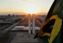 Reforma tributária vira alvo de disputa política e já acumula 50 propostas de mudança no Congresso #Acesse Política