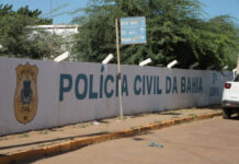 Seis adolescentes espancam jovem de 15 anos com ferro e madeira Seis adolescentes espancam jovem de 15 anos com ferro e madeira