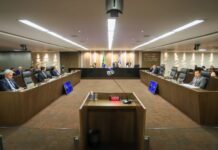 Técnicos do TCU recomendam suspensão parcial de leilão de energia TCU