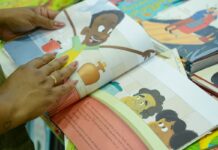 Bienal nas Escolas entra em clima de Copa para estimular leitura no RJ Bienal nas Escolas entra em clima de Copa para estimular leitura no RJ