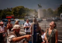 Calor recorde na Europa tem origem ‘inequívoca’ nas mudanças climáticas, afirma estudo – CartaCapital Calor recorde na Europa tem origem 'inequívoca' nas mudanças climáticas, afirma estudo – CartaCapital