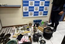 Explosão em apartamento leva polícia a descobrir laboratório caseiro de drogas no Rio Explosão em apartamento leva polícia a descobrir laboratório caseiro de drogas no Rio