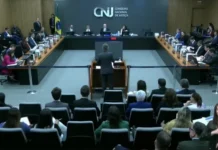 Fachin cria força-tarefa para revisar penduricalhos e salários de magistrados em todo o país #Acesse Política