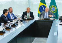Governo prevê aumento de etanol na gasolina de 30% para até 32% Governo prevê aumento de etanol na gasolina de 30% para até 32%