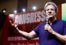 Haddad diz que apoio de Tarcísio a Trump é “ataque ao Brasil” Haddad diz que apoio de Tarcísio a Trump é “ataque ao Brasil”