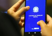 Mercado de trabalho formal cresce 3,6%; serviço público puxa alta Mercado de trabalho formal cresce 3,6%; serviço público puxa alta