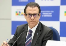 Ministro defende que Jaques Wagner deixe a liderança do governo Lula #Acesse Política