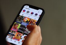 Redes sociais causam polarização e isolamento político em jovens Redes sociais causam polarização e isolamento político em jovens