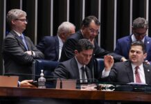 Senado aprova uso do Fundo do Pré-Sal para dívidas do agro Senado aprova uso do Fundo do Pré-Sal para dívidas do agro