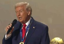 Trump anuncia projeto de calçadão com seu nome em Washington Donald Trump em premiação da FIFA