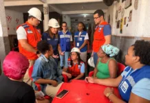 Vice-prefeita acompanha famílias em Pirajá após desabamento e reforça ação integrada da Prefeitura #Acesse Política
