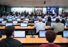 Comissão da Câmara aprova projeto que declara nulo casamento de menores de 16 anos – CartaCapital Comissão da Câmara aprova projeto que declara nulo casamento de menores de 16 anos – CartaCapital