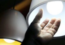 Conta de luz fica 10% mais cara em São Paulo Conta de luz fica 10% mais cara em São Paulo